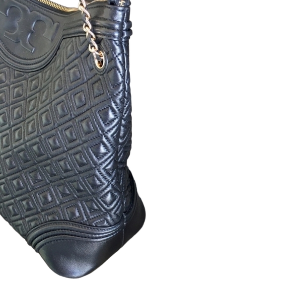 💕Tory Burch Quilted Fleming Tote💕Like New Condition💕 - Picture 4 of 17